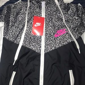 NIKE windbreaker